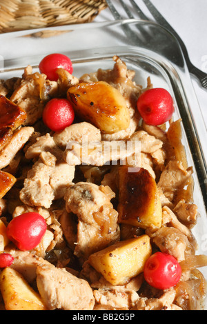 Solange-e Seib ist ein Fleisch-Eintopf mit Äpfeln & trocken Obst Stockfoto