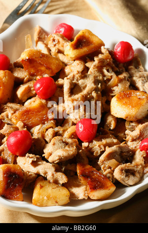 Solange-e Seib ist ein Fleisch-Eintopf mit Äpfeln & trocken Obst Stockfoto