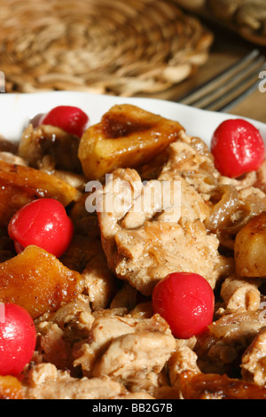 Solange-e Seib ist ein Fleisch-Eintopf mit Äpfeln & trocken Obst Stockfoto