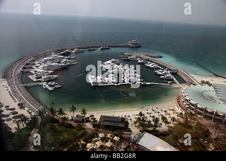 Dubai Marina gesehen von der 22. Etage des Jumeirah Beach Hotel Dubai Stockfoto