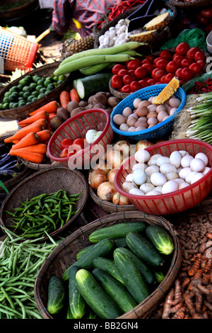 Obst und Gemüse Marktstand in Da Nang Vietnam in Südostasien Stockfoto