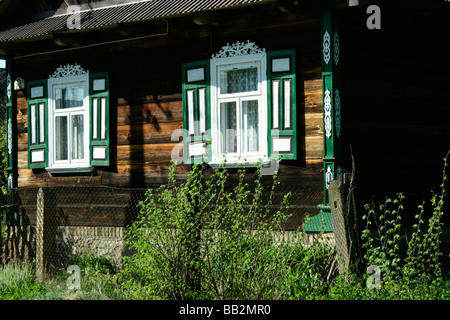 Geschmückten Fenster in Soce Dorf, Polen Stockfoto