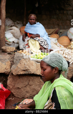 Frau auf dem Markt in Dire Dawa, Äthiopien Stockfoto