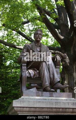 Statue von Hunter Holmes McGuire im State Capitol Garten, Richmond, Virginia Stockfoto