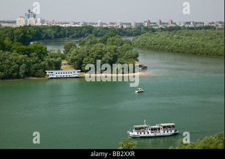 Serbien, Belgrad. Kalemegdan Citadel-Blick auf die Donau und Neu-Belgrad Stockfoto