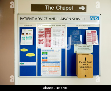 PALS (Patienten Beratung und Liaison Service) und Suggestion Box in Wallingford Community Hospital, Wallingford, Oxfordshire, England Stockfoto