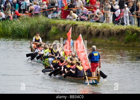 Drachenboot-Rennen in Abingdon, 2009 2 Stockfoto