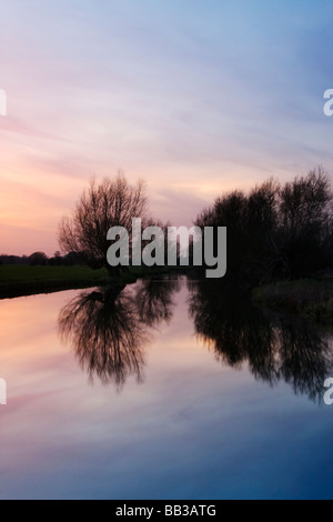 Fluss Stour am Flatford in Suffolk Stockfoto