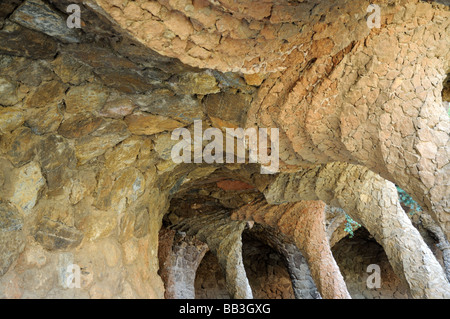 Spalten im Antoni Gaudis Park Güell, Barcelona-Spanien Stockfoto