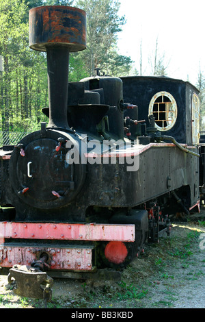 Alte, unbenutzte Lokomotive in Hajnówka, Nationalpark Bialowieza, Polen Stockfoto