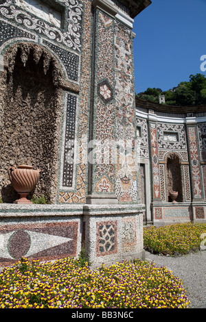 ALTEN MINARETO IN VILLA D ' ESTE IN CERNOBBIO, COMER SEE, ITALIEN GARTEN Stockfoto