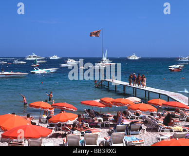 Blick auf den Strand von Saint Tropez Pampelonne Süden von Frankreich EU FR FRA Frankreich Provence Alpes Côte d Azur Var Saint Tropez Stockfoto