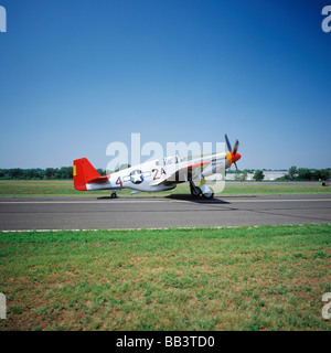 P-51 C Tuskegee Red Tail Flugzeug auf der CAF Air Show in St. Paul, Minnesota Stockfoto