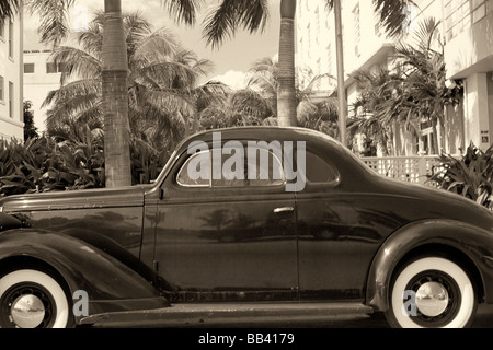 Antikes Auto Display am Ocean Boulevard Miami Beach Florida Stockfoto