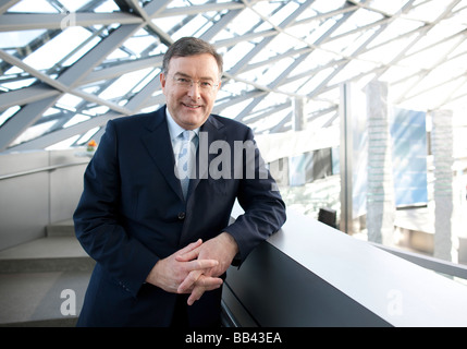 Norbert REITHOFER Vorstandsvorsitzender der BMW AG an der BMW Welt München Stockfoto