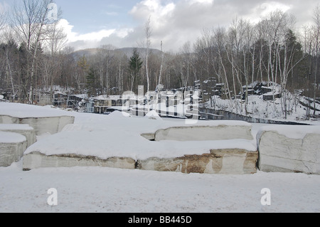 Nordamerika, USA, Vermont, Dorset. Schnee bedeckt die älteste Marmor-Steinbruch in den Vereinigten Staaten Stockfoto