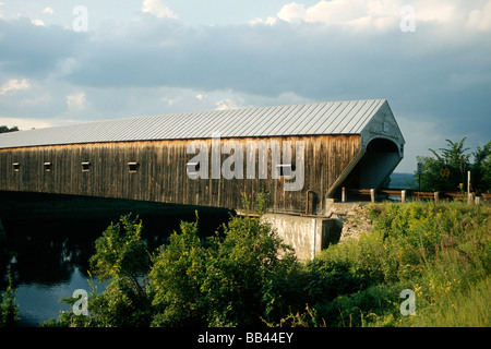 Nordamerika-USA-Vermont-Windsor. Cornish-Windsor Covered Bridge verbindet eine Stadt in Vermont zum anderen in New Hampshire Stockfoto