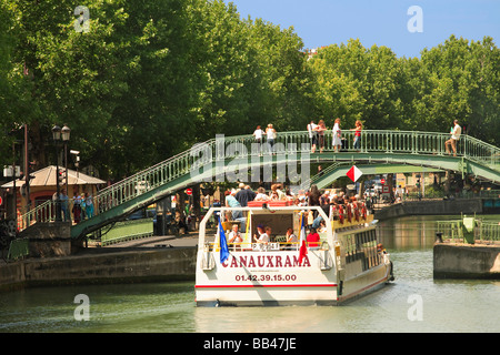 CANAL SAINT MARTIN PARIS FRANKREICH Stockfoto