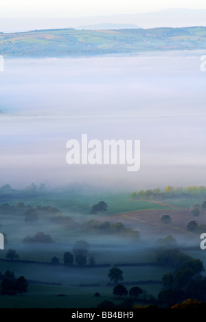 Blick nach Westen von den Malvern Hills in Herefordshire Dawn Oktober 2007 Stockfoto