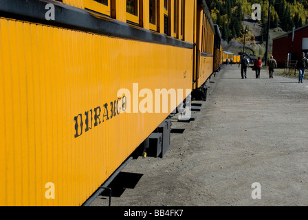 Colorado, Silverton. Der Durango & Silverton Narrow Gauge Railroad. Zug im Bahnhof Silverton. Stockfoto
