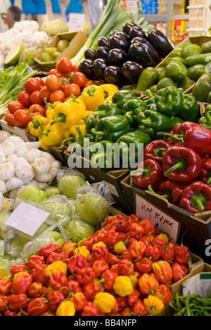 Obst und Gemüse Stand auf Coventry-Retail-Markt Stockfoto