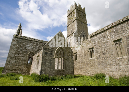 Europa, Irland, Galway. Blick auf das mittelalterliche Kloster Ross Errilly Friary. Stockfoto