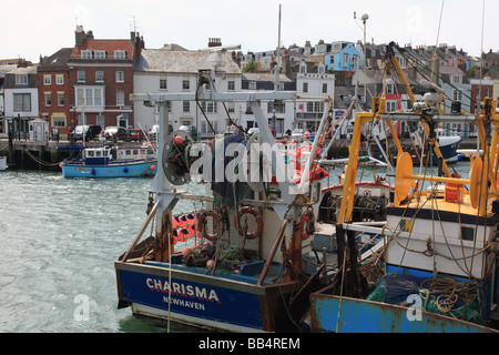 Fischerboote / Trawler in Weymouth Old Harbour Area, Dorset, England, UK Stockfoto