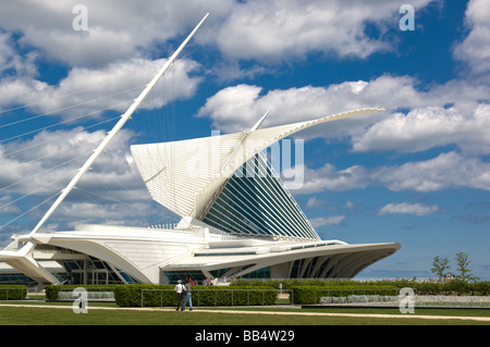 Milwaukee Art Museum Quadracci Pavillon, entworfen vom spanischen Architekten Santiago Calatrava, entlang Lake Michigan Stockfoto