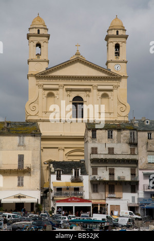 Bastia alten Hafen mit St Jean Kirche im Hintergrund, Korsika Frankreich Stockfoto