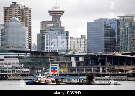 Chevron Boot Tankstelle in der Bucht in Vancouver, Kanada. Stockfoto