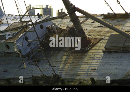 Große Schiffswrack in Portsmouth Gewässer verlassen Stockfoto