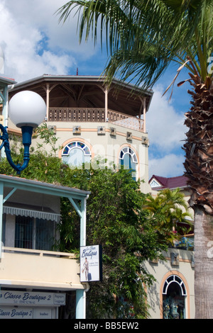 Boutique und Teil der Westindischen Einkaufszentrum Französisch Saint Martin Stockfoto