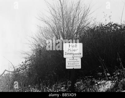 Geografie/Reise, Deutschland, Innerdeutsche Grenze, bei Bad Sachsa, Harz, Warnschild, Januar 1969, Stockfoto