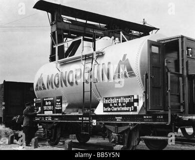 Verkehr / Verkehr, Eisenbahn, Waggons, Güterwaggons, Kesselwagen, Öffentlichkeitsarbeit der Deutschen Eisenbahn, ca. 1930, Stockfoto