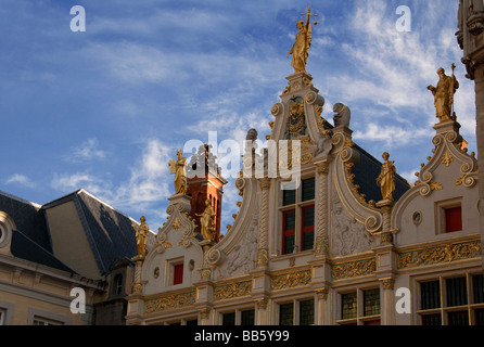 Detail auf dem Dach des Rathauses von Brügge in Flandern Westeuropa Burgplatz, Belgien Stockfoto