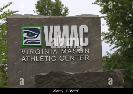 Das Schild am Eingang zu den Virginia Mason Athletic Center, das Team-Hauptquartier der Seattle Seahawks. Stockfoto