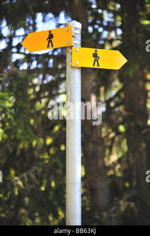 Schweizer Wanderweg-Zeichen Stockfoto