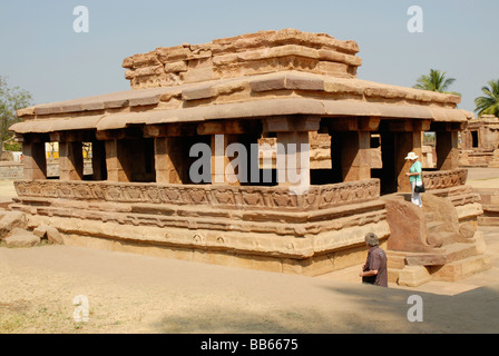 Aihole - Karnataka - Mahakuteshwar Tempelkomplex, General - Ansicht von Süden. Stockfoto