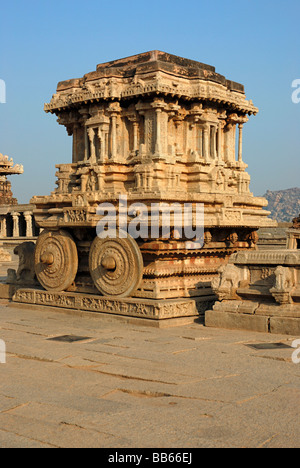 Hampi - Karnataka, Vitthala-Tempel Komplex, Stein Ratha (Wagen). Stockfoto