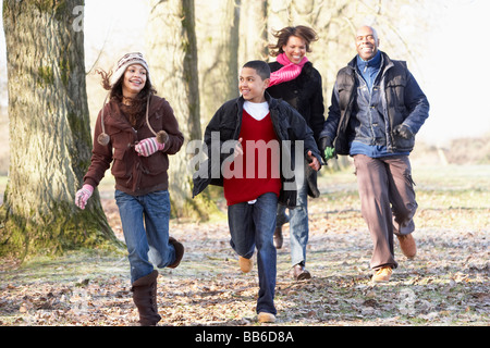Familie Herbst Landschaft durchzogen Stockfoto