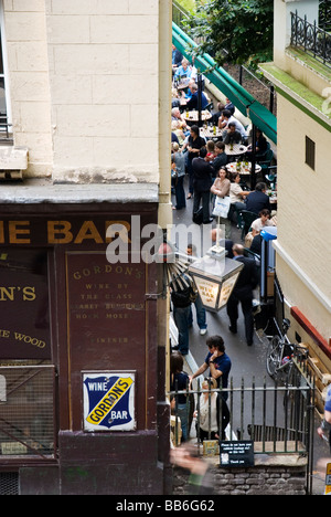 Gordon's Wine Bar in Villiers Street in Charing Cross und Embankment, London England UK Stockfoto