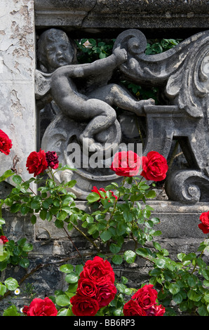 Cherub Garteneigenschaft an Villa Monastero, Varenna, Comer See, Italien Stockfoto