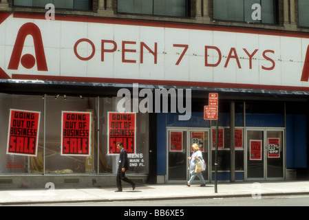 Alexanders Kaufhaus an der Lexington Avenue und East 59th Street in New York Erlöschen des Geschäfts im Jahr 1992 Stockfoto