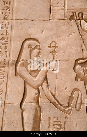 Der Tempel von Edfu ägyptischen Tempel befindet sich am Westufer des Nils die Stadt Edfu Apollonopolis Magna Stockfoto