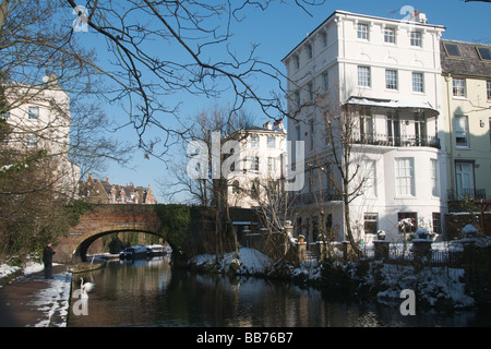 Regents Park Kanal im Winter Camden Town London NW1 England UK Stockfoto