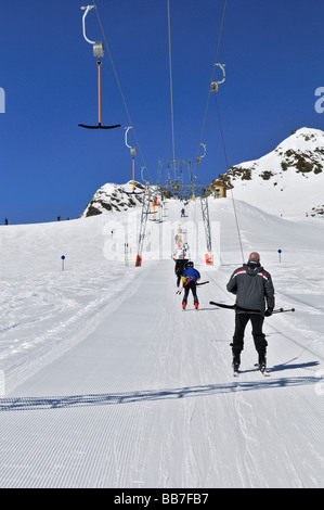 Schlepplift, Jochdohle, 3150 m in den Stubaier Gletscher, Gletscher, Tirol, Österreich, Europa Stockfoto