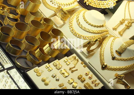 Istanbul Türkei gold Schmuck zum Verkauf auf dem großen Basar-Markt Stockfoto