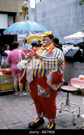 Gestaltung großer Clown Ballon-Tier Stockfoto