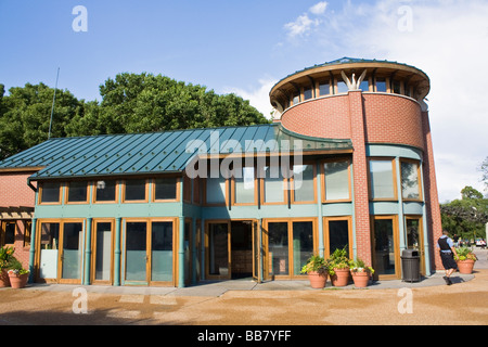 Gebäude im Lincoln Park Zoo Chicago IL Stockfoto