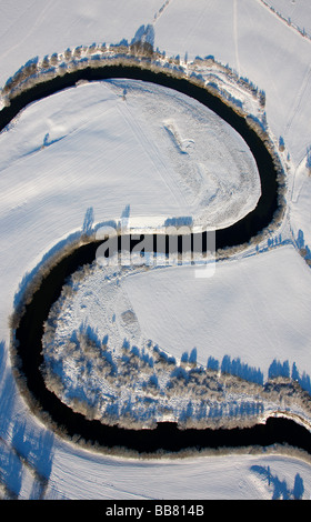 Luftaufnahme, Lippe Fluss Sinuosity in der Nähe von Flaesheim, Schnee, Haltern, Ruhrgebiet, Nordrhein-Westfalen, Deutschland, Europa Stockfoto